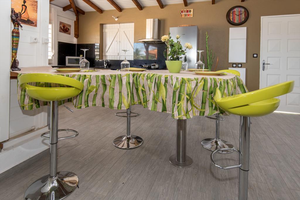 Bienvenue Au Tropic Venucia Villa Порт Луис Екстериор снимка